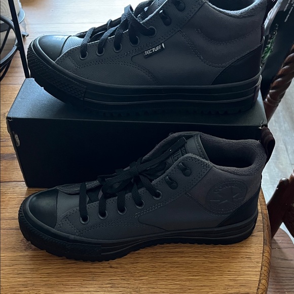 Converse Men's Dark Gray High-Top Sneaker Boots - Picture 1 of 4